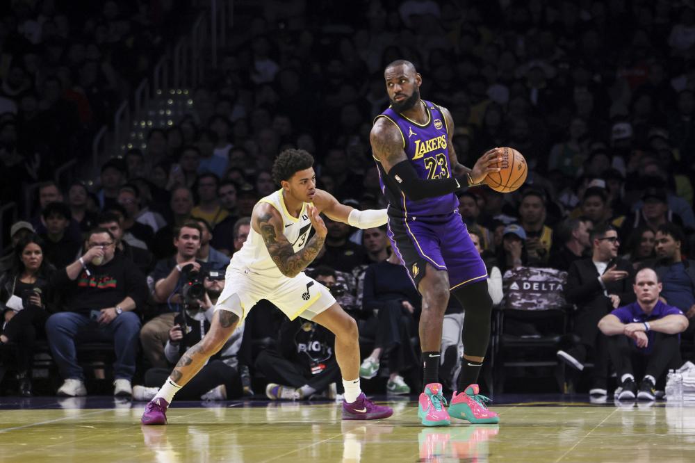 他通过一记 他通过一记